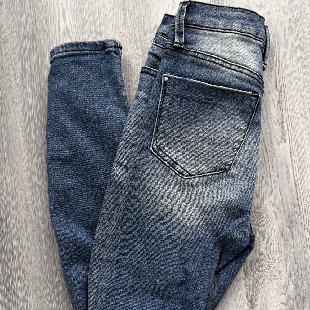 Skinny jeans